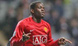 Louis Saha. Fonte: www.express.co.uk