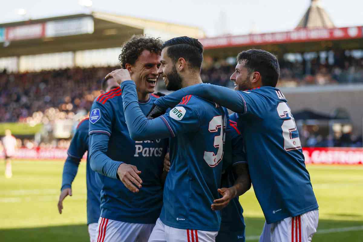 I giocatori del Feyenoord celebrano la vittoria