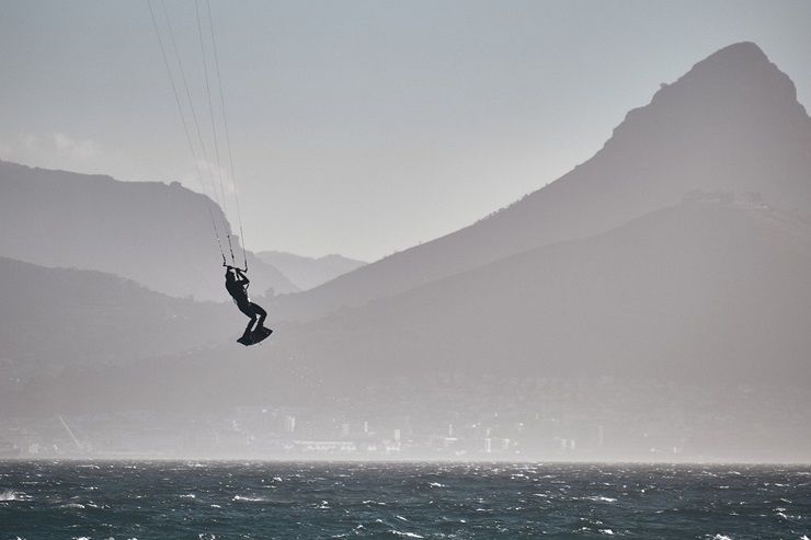 Kitesurfing