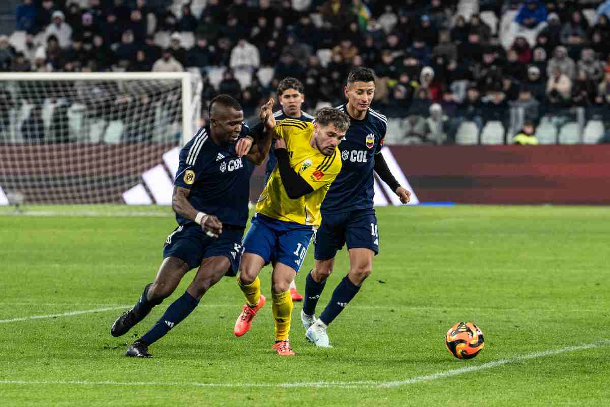 Un momento della finale della Kings League tra il Brasile e la Colombia