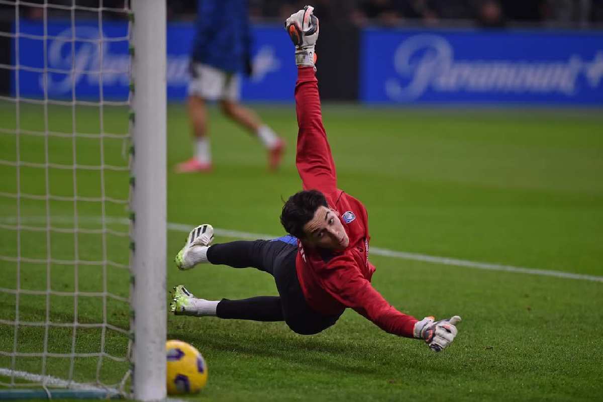 Dalla Serie C alla A passando per la B in due settimane: l'incredibile favola di Paolo Vismara. Nella foto Paolo Vismara, il giovanissimo portiere dell'Atalanta U-23