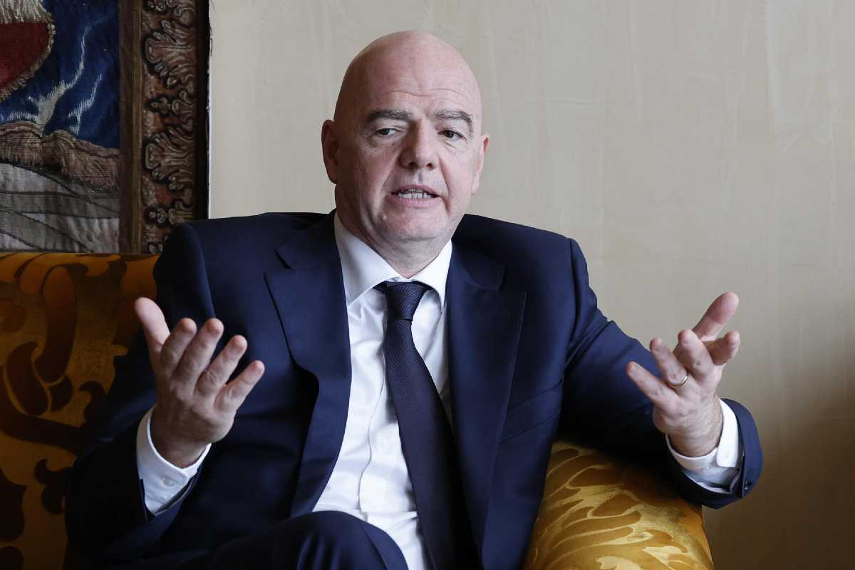 Il presidente della Fifa Gianni Infantino durante un discorso